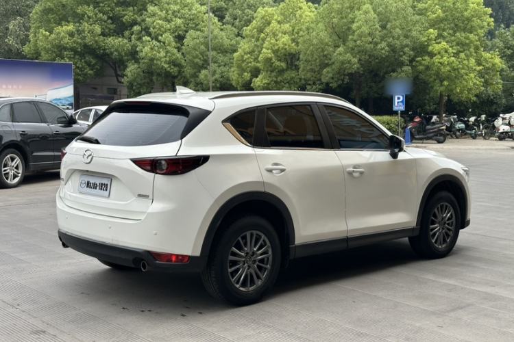 Used Mazda CX-5 2017 2.0L Automatic 2WD ZhiShang Trim China V Standard Exterior 9
