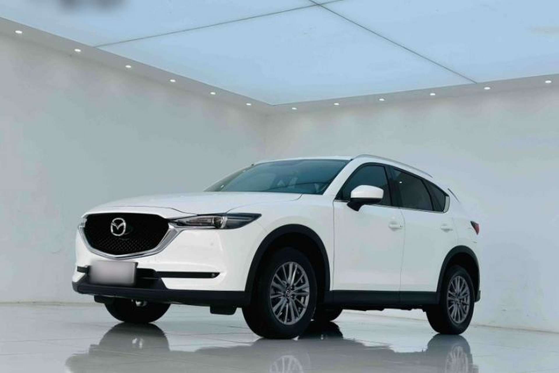 Used Mazda CX-5 2017 2.0L Automatic 2WD Smart Enjoyment Version China V Standard Front Left 45 Deg