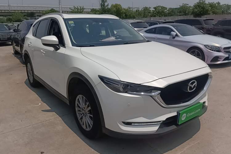 Used Mazda CX-5 2017 2.0L Automatic 2WD Smart Enjoyment Version China V Standard Front Right 45 Deg