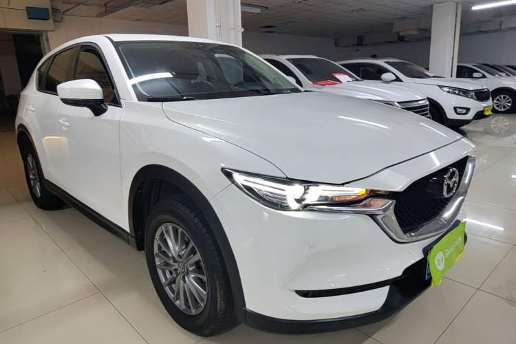 Used Mazda CX-5 2017 2.0L Automatic 2WD ZhiShang Trim China V Standard Front Right 45 Deg
