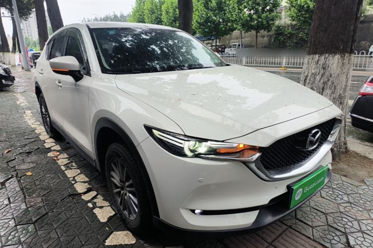 Used Mazda CX-5 2017 2.0L Automatic 2WD ZhiShang Trim China V Standard Front Right 45 Deg