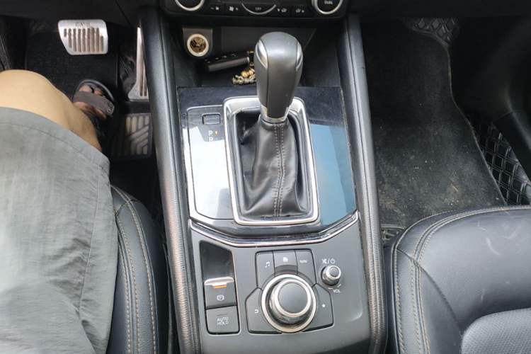 Used Mazda CX-5 2017 2.0L Automatic 2WD Smart Enjoyment Version China V Standard Gear Lever
