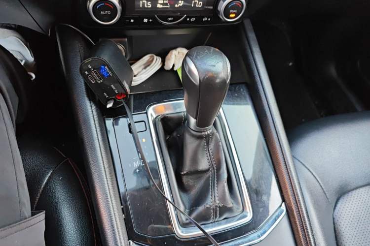 Used Mazda CX-5 2017 2.0L Automatic 2WD ZhiShang Trim China V Standard Gear Lever