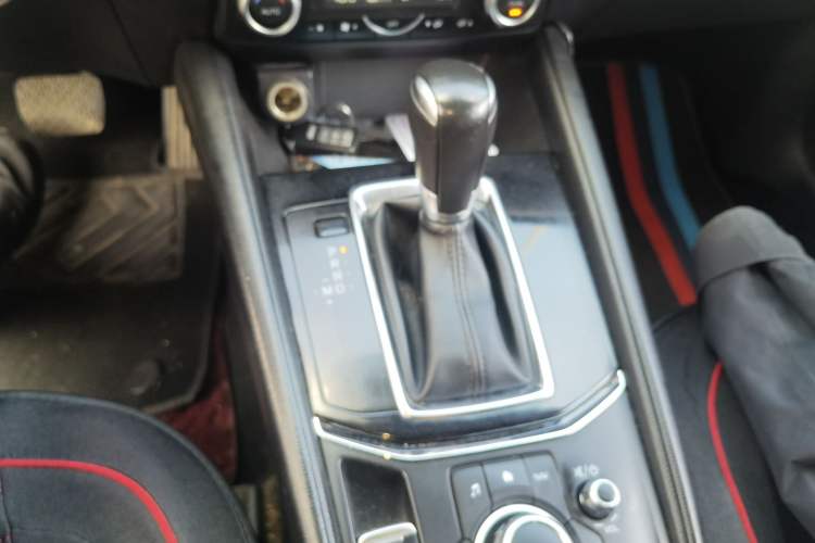 Used Mazda CX-5 2017 2.0L Automatic 2WD ZhiShang Trim China VI Standard Gear Lever
