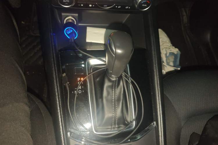 Used Mazda CX-5 2017 2.0L Automatic 2WD ZhiShang Trim China V Standard Gear Lever