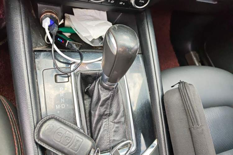 Used Mazda CX-5 2017 2.0L Automatic 2WD ZhiShang Trim China V Standard Gear Lever