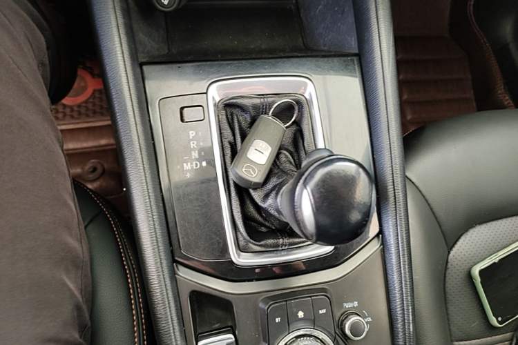 Used Mazda CX-5 2017 2.0L Automatic 2WD Comfort Version China V Standard Gear Lever