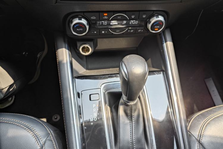 Used Mazda CX-5 2017 2.5L Automatic 4x4 ZhiZun Version China V Standard Gear Lever