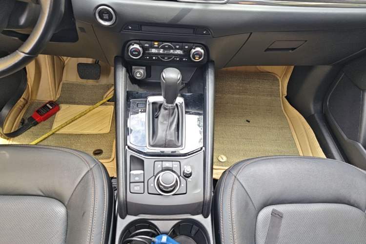 Used Mazda CX-5 2017 2.0L Automatic 2WD Smart Enjoyment Version China V Standard Gear Lever