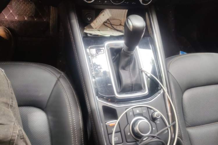 Used Mazda CX-5 2017 2.5L Automatic 4x4 ZhiZun Version China V Standard Gear Lever