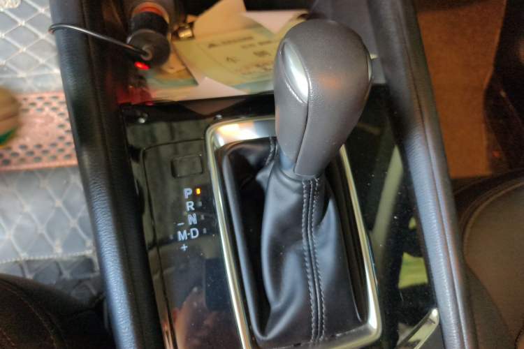 Used Mazda CX-5 2017 2.0L Automatic 2WD Smart Enjoyment Version China VI Standard Gear Lever