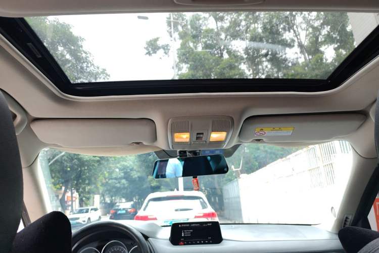 Used Mazda CX-5 2017 2.0L Automatic 2WD ZhiShang Trim China VI Standard Headliner