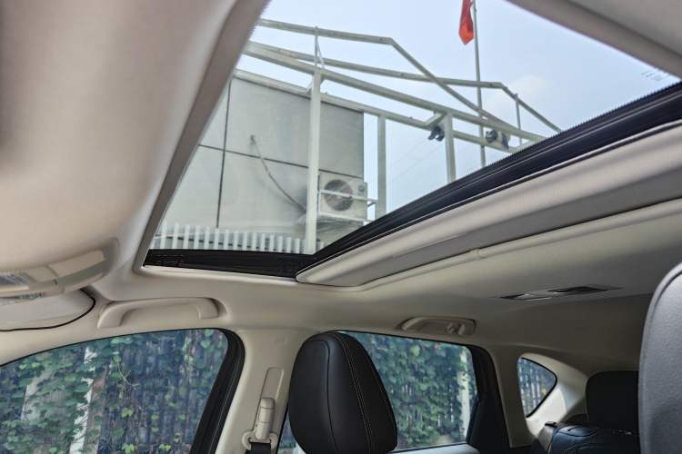 Used Mazda CX-5 2017 2.5L Automatic 4x4 ZhiZun Version China V Standard Headliner