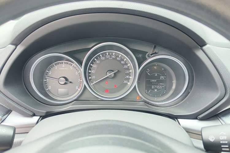 Used Mazda CX-5 2017 2.0L Manual Two-Wheel Drive Comfort Version China V Standard Instrument Cluster