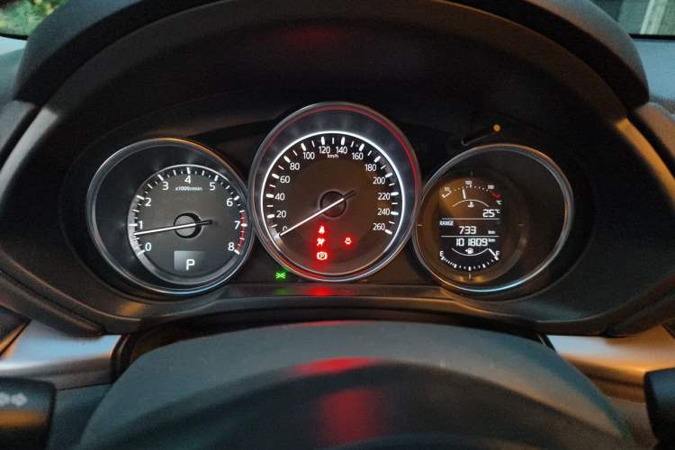 Used Mazda CX-5 2017 2.0L Automatic 2WD ZhiShang Trim China V Standard Instrument Cluster