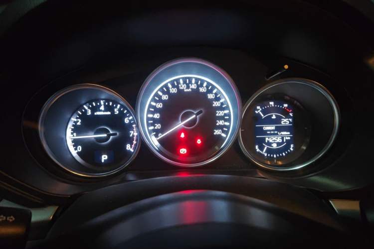 Used Mazda CX-5 2017 2.0L Automatic 2WD ZhiShang Trim China V Standard Instrument Cluster