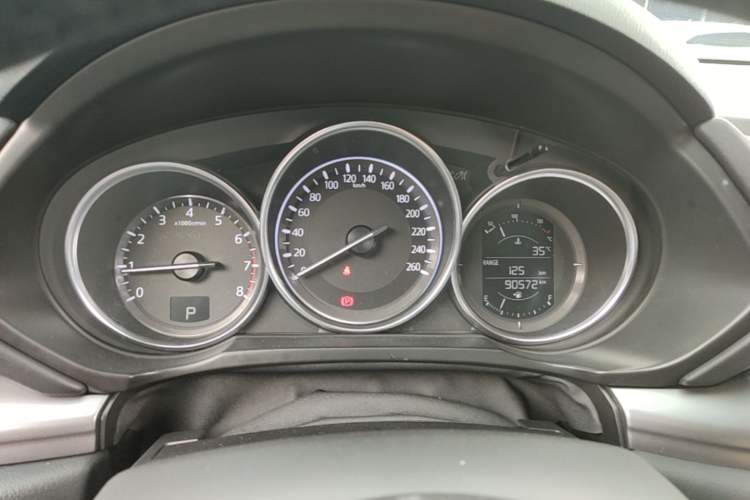 Used Mazda CX-5 2017 2.0L Automatic 2WD ZhiShang Trim China V Standard Instrument Cluster