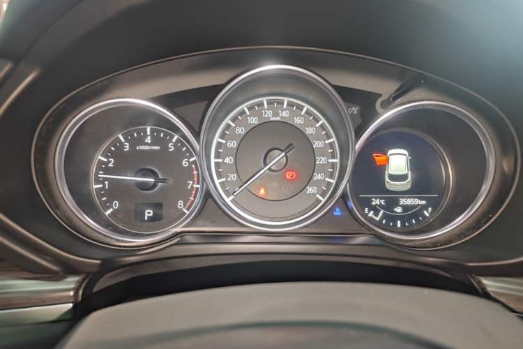 Used Mazda CX-5 2017 2.5L Automatic 2WD ZhiZun Version China VI Standard Instrument Cluster