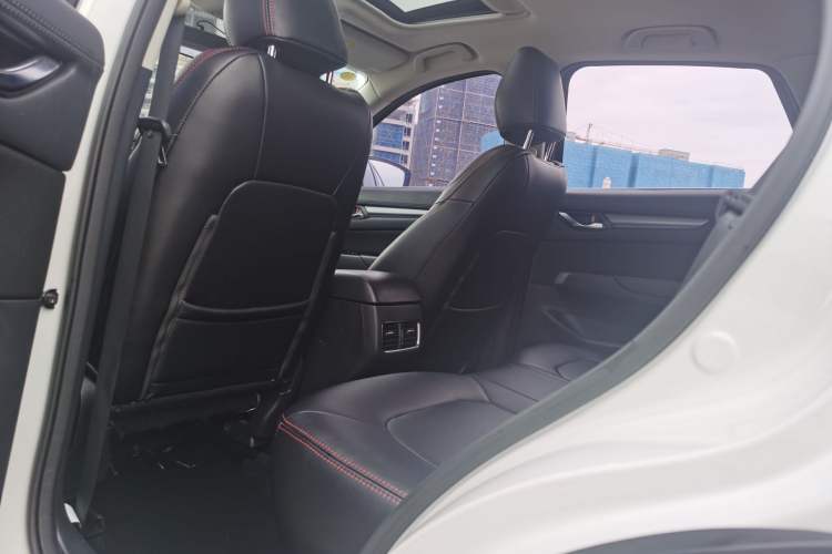 Used Mazda CX-5 2017 2.0L Automatic 2WD ZhiShang Trim China V Standard Interior 2