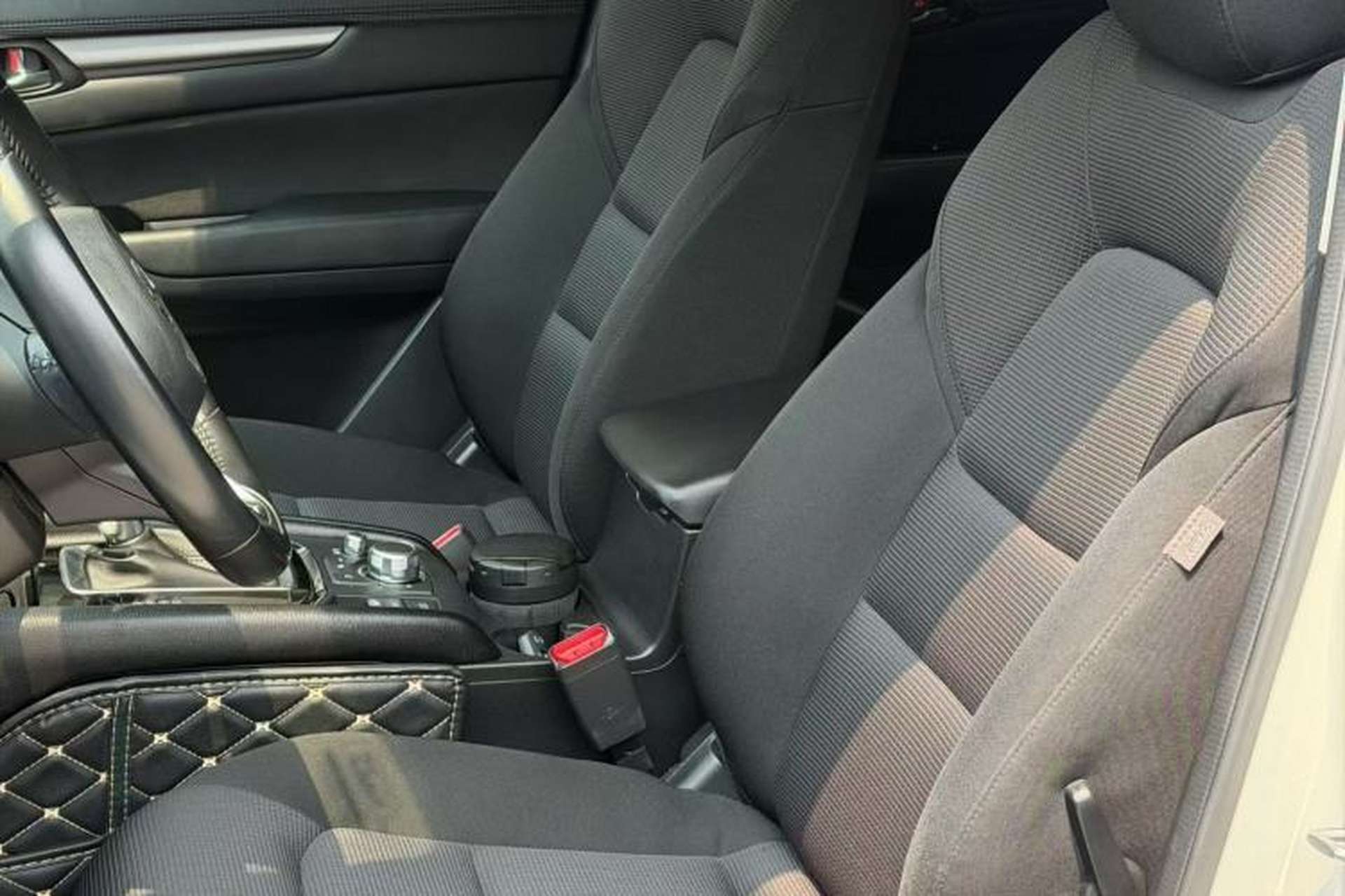 Used Mazda CX-5 2017 2.0L Automatic 2WD ZhiShang Trim China V Standard Interior 2