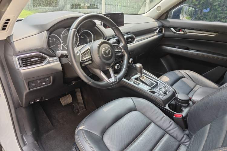 Used Mazda CX-5 2017 2.5L Automatic 4x4 ZhiZun Version China V Standard Interior 2