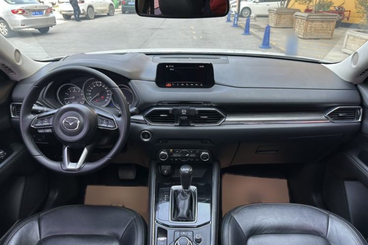Used Mazda CX-5 2017 2.5L Automatic 4x4 ZhiZun Version China V Standard Interior 3