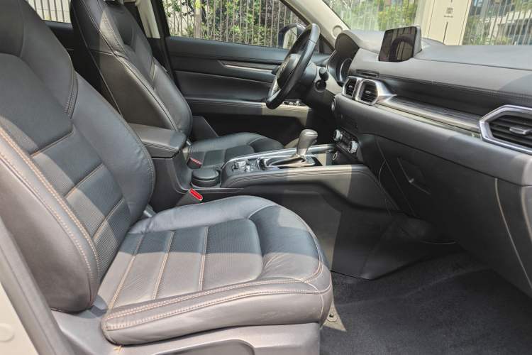 Used Mazda CX-5 2017 2.5L Automatic 4x4 ZhiZun Version China V Standard Interior 4