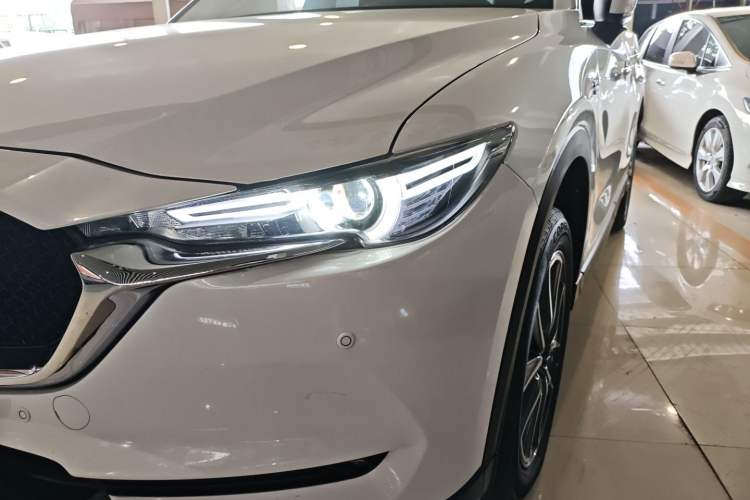 Used Mazda CX-5 2017 2.5L Automatic 4x4 ZhiZun Version China V Standard Left Front Headlight