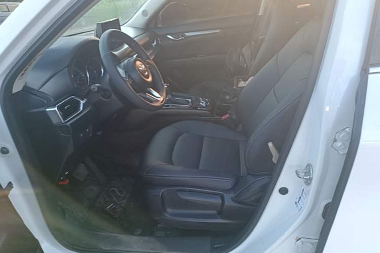 Used Mazda CX-5 2017 2.0L Automatic 2WD Comfort Version China V Standard Left Front Seat