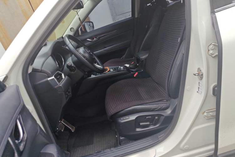 Used Mazda CX-5 2017 2.0L Automatic 2WD Smart Enjoyment Version China V Standard Left Front Seat