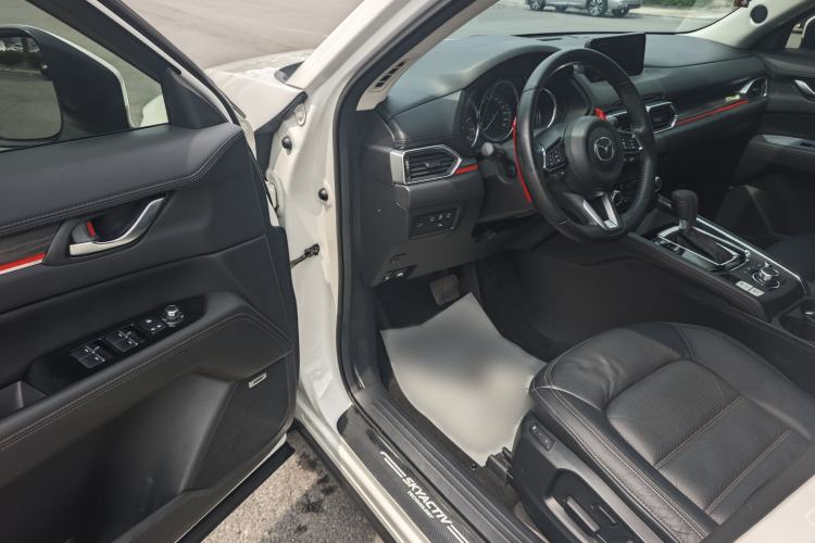 Used Mazda CX-5 2017 2.5L Automatic 4x4 Flagship Version China V Standard Left Front Seat