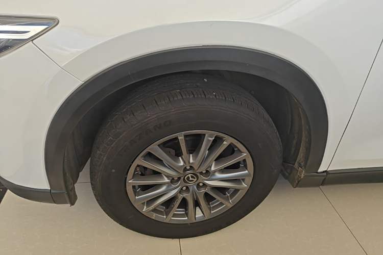 Used Mazda CX-5 2017 2.0L Automatic 2WD ZhiShang Trim China V Standard Left Front Wheel Hub