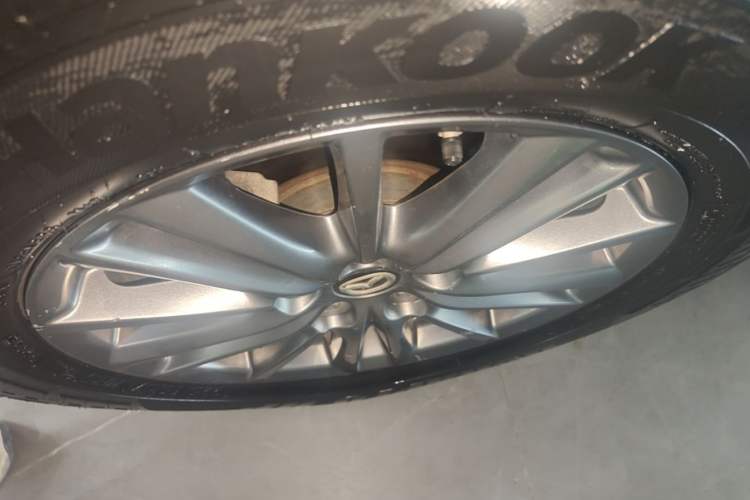 Used Mazda CX-5 2017 2.0L Automatic 2WD ZhiShang Trim China V Standard Left Front Wheel Hub