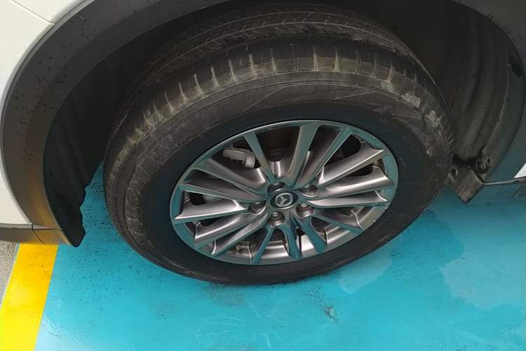 Used Mazda CX-5 2017 2.0L Automatic 2WD ZhiShang Trim China VI Standard Left Front Wheel Hub