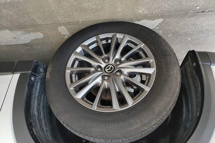 Used Mazda CX-5 2017 2.0L Automatic 2WD Comfort Version China V Standard Left Front Wheel Hub