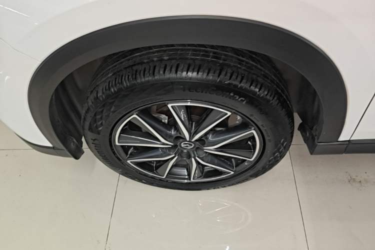 Used Mazda CX-5 2017 2.5L Automatic 4x4 Flagship Version China V Standard Left Front Wheel Hub