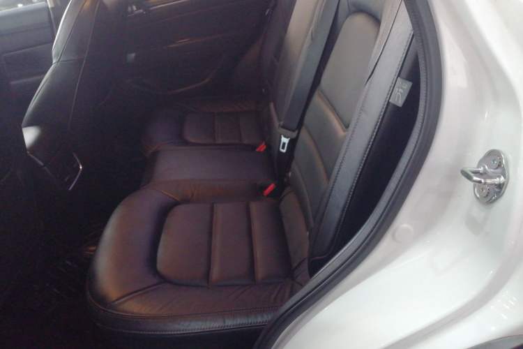 Used Mazda CX-5 2017 2.0L Automatic 2WD Smart Enjoyment Version China V Standard Left Rear Seat
