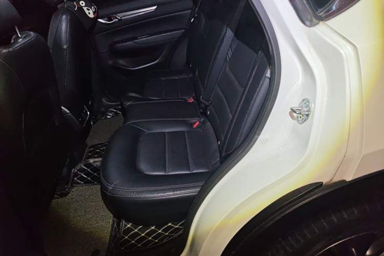 Used Mazda CX-5 2017 2.0L Automatic 2WD Smart Enjoyment Version China V Standard Left Rear Seat