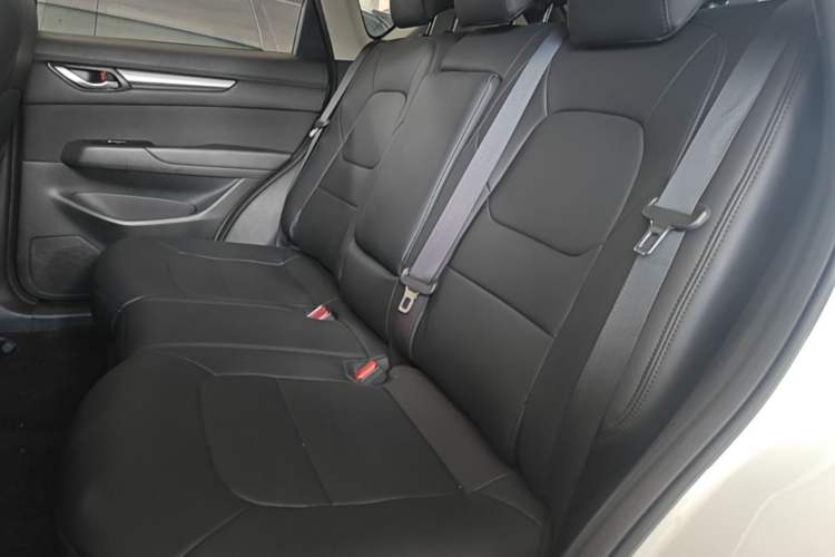 Used Mazda CX-5 2017 2.0L Automatic 2WD ZhiShang Trim China V Standard Left Rear Seat