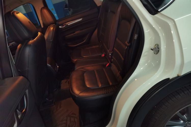 Used Mazda CX-5 2017 2.0L Automatic 2WD Smart Enjoyment Version China VI Standard Left Rear Seat