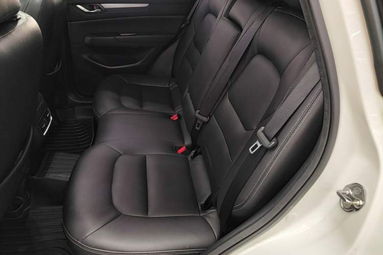 Used Mazda CX-5 2017 2.0L Automatic 2WD ZhiShang Trim China V Standard Left Rear Seat