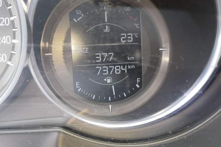 Used Mazda CX-5 2017 2.0L Automatic 2WD ZhiShang Trim China VI Standard Odometer Close Up