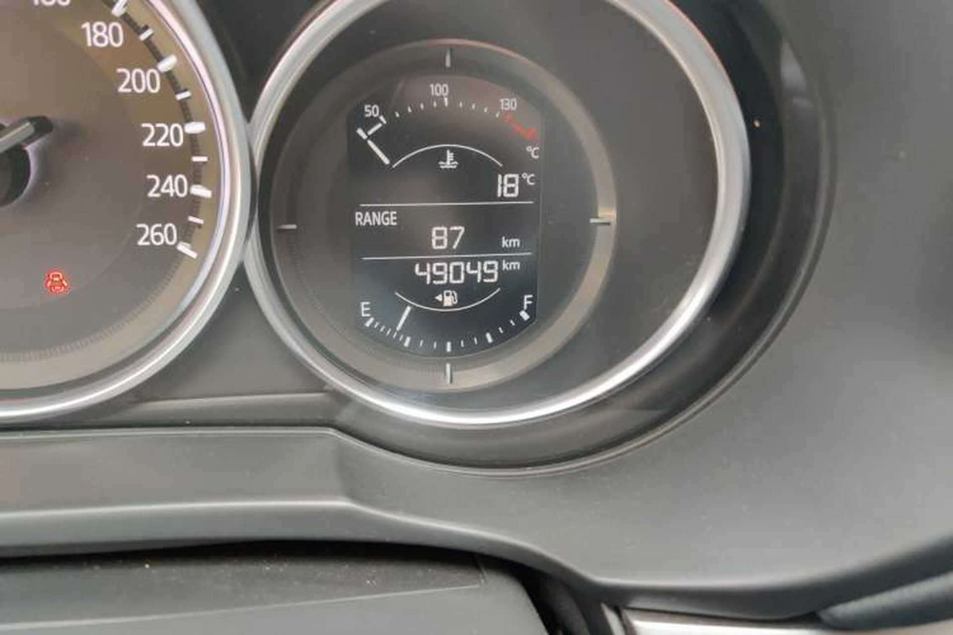 Used Mazda CX-5 2017 2.0L Automatic 2WD ZhiShang Trim China V Standard Odometer Close Up