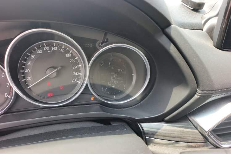 Used Mazda CX-5 2017 2.0L Automatic 2WD Smart Enjoyment Version China VI Standard Odometer Close Up