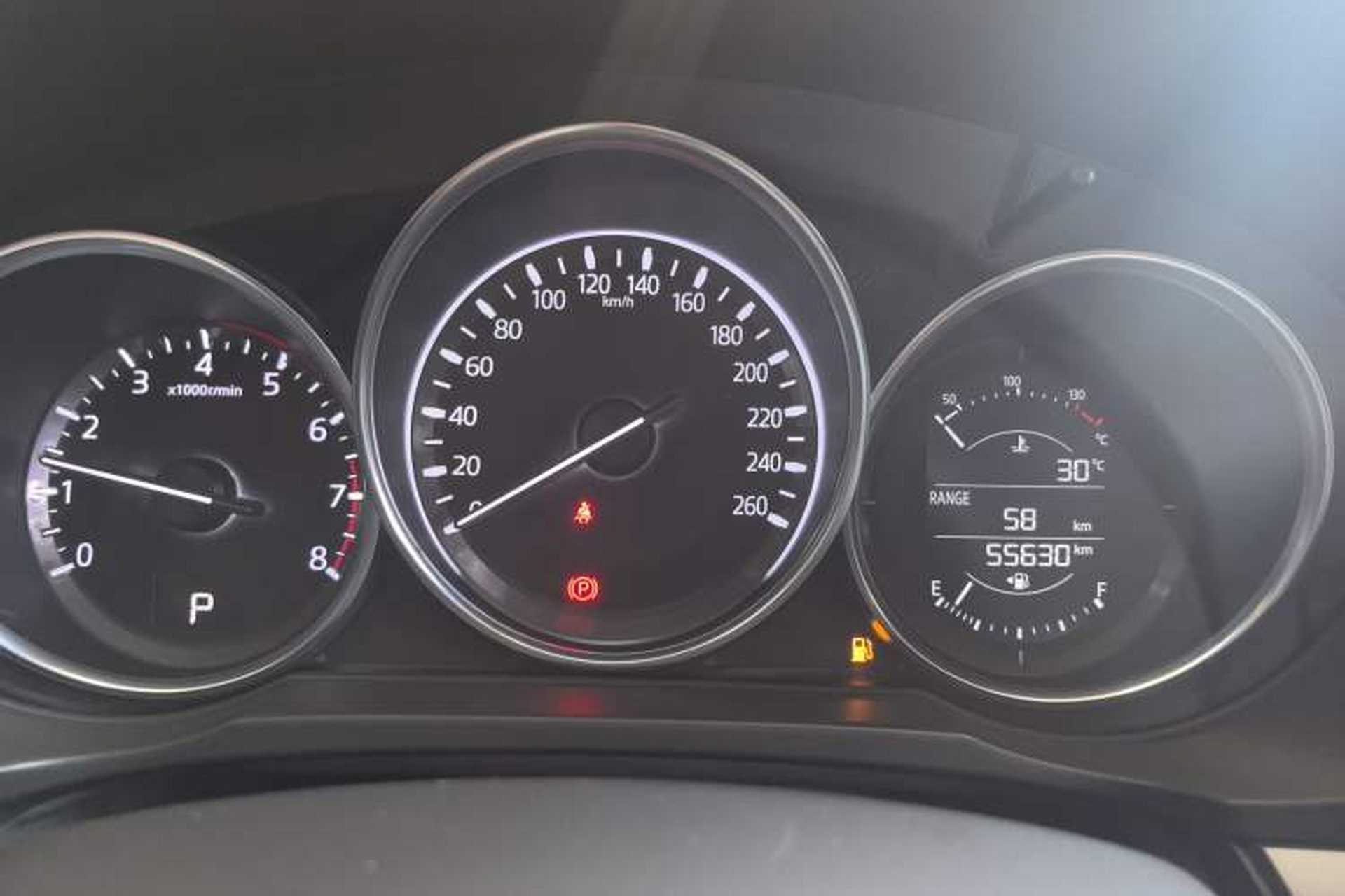 Used Mazda CX-5 2017 2.0L Automatic 2WD ZhiShang Trim China V Standard Odometer Close Up