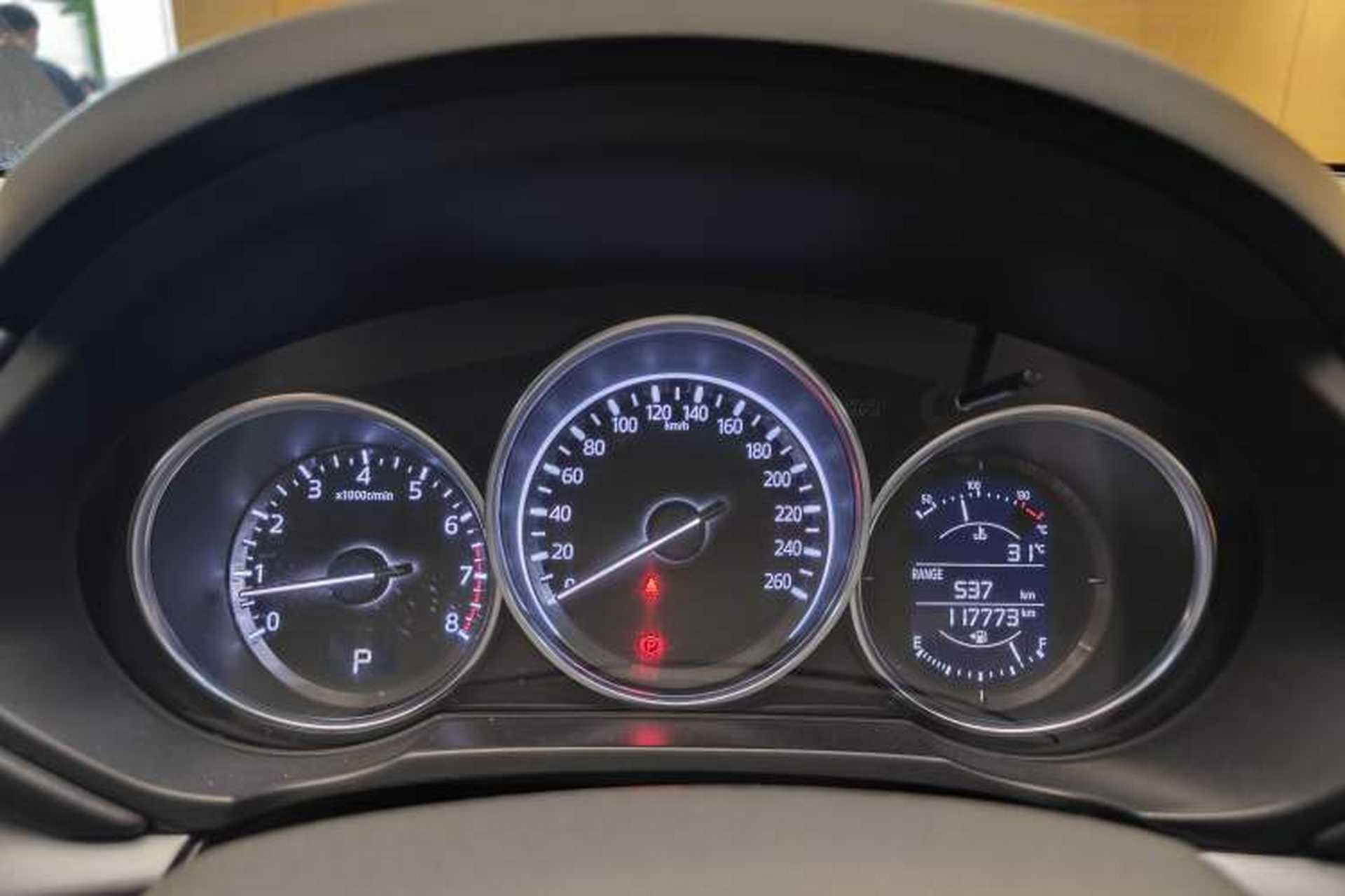 Used Mazda CX-5 2017 2.0L Automatic 2WD ZhiShang Trim China V Standard Odometer Close Up