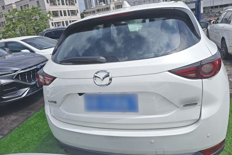 Used Mazda CX-5 2017 2.0L Automatic 2WD ZhiShang Trim China V Standard Rear