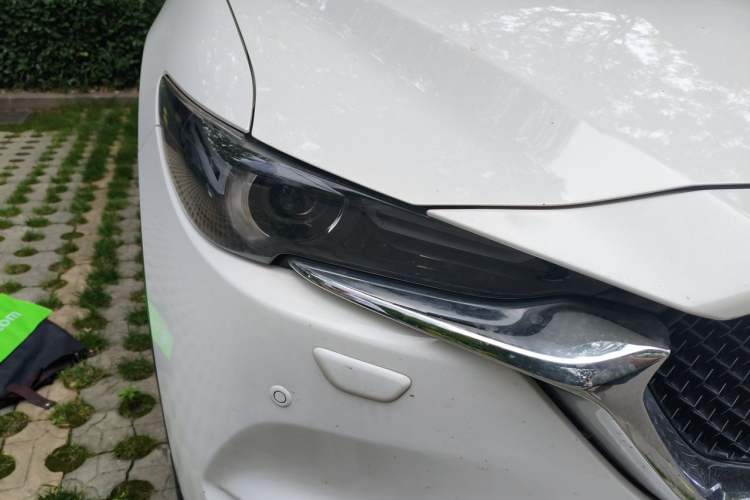 Used Mazda CX-5 2017 2.5L Automatic 4x4 Flagship Version China VI Standard Right Front Headlight