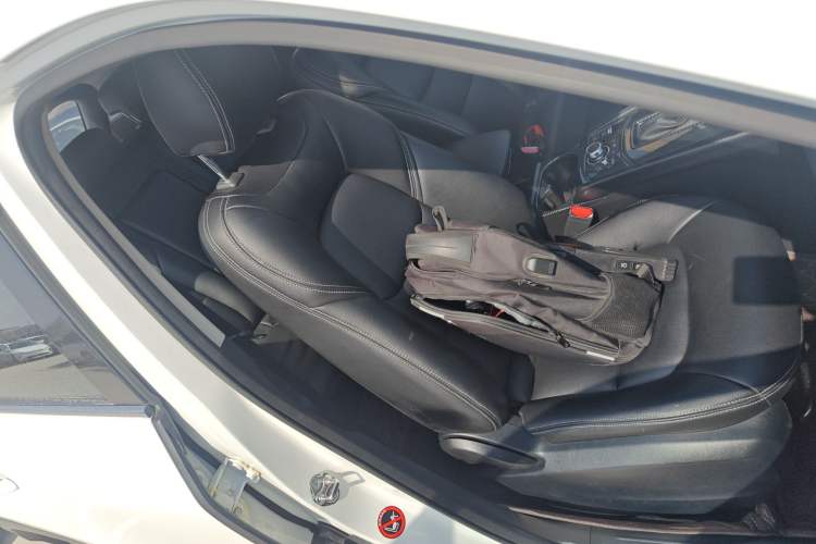 Used Mazda CX-5 2017 2.0L Automatic 2WD ZhiShang Trim China V Standard Right Front Seat