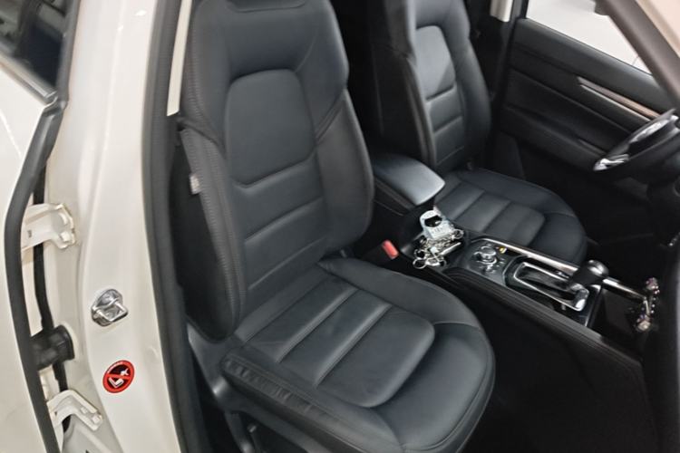 Used Mazda CX-5 2017 2.5L Automatic 4x4 Flagship Version China V Standard Right Front Seat